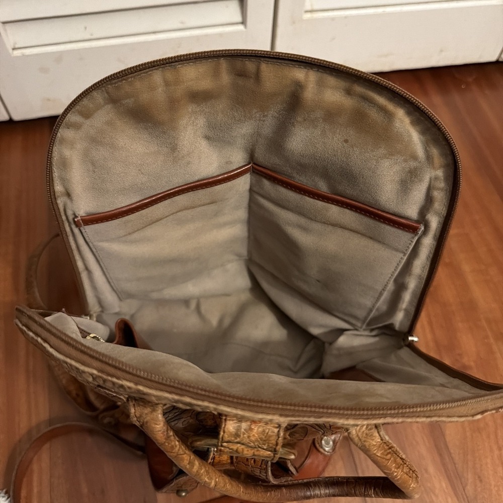 Brahmin Leather Croc Embossed Backpack Clutch Medium Brown Gold Feet - Picture 14 of 16